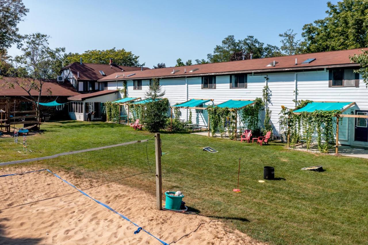 Hop & Vine Inn Fennville Kültér fotó
